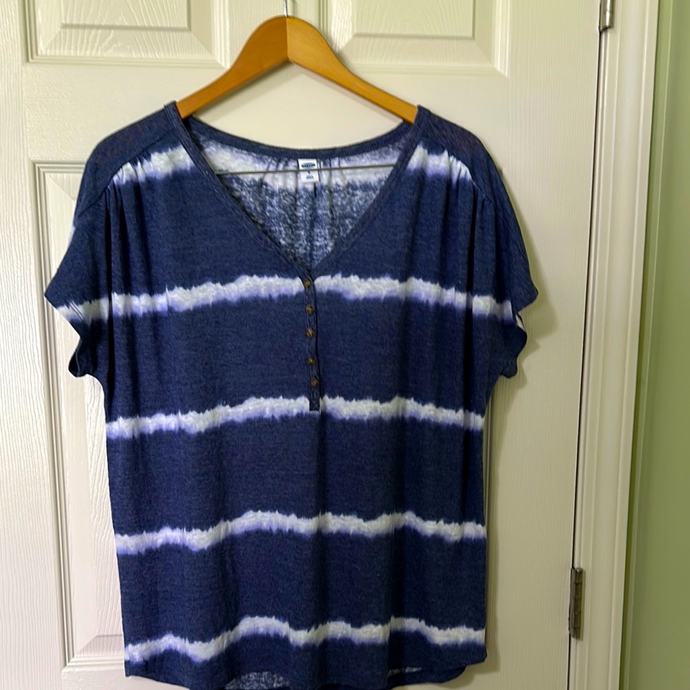 ⭐️NWT⭐️ Old Navy tie dyed shirt